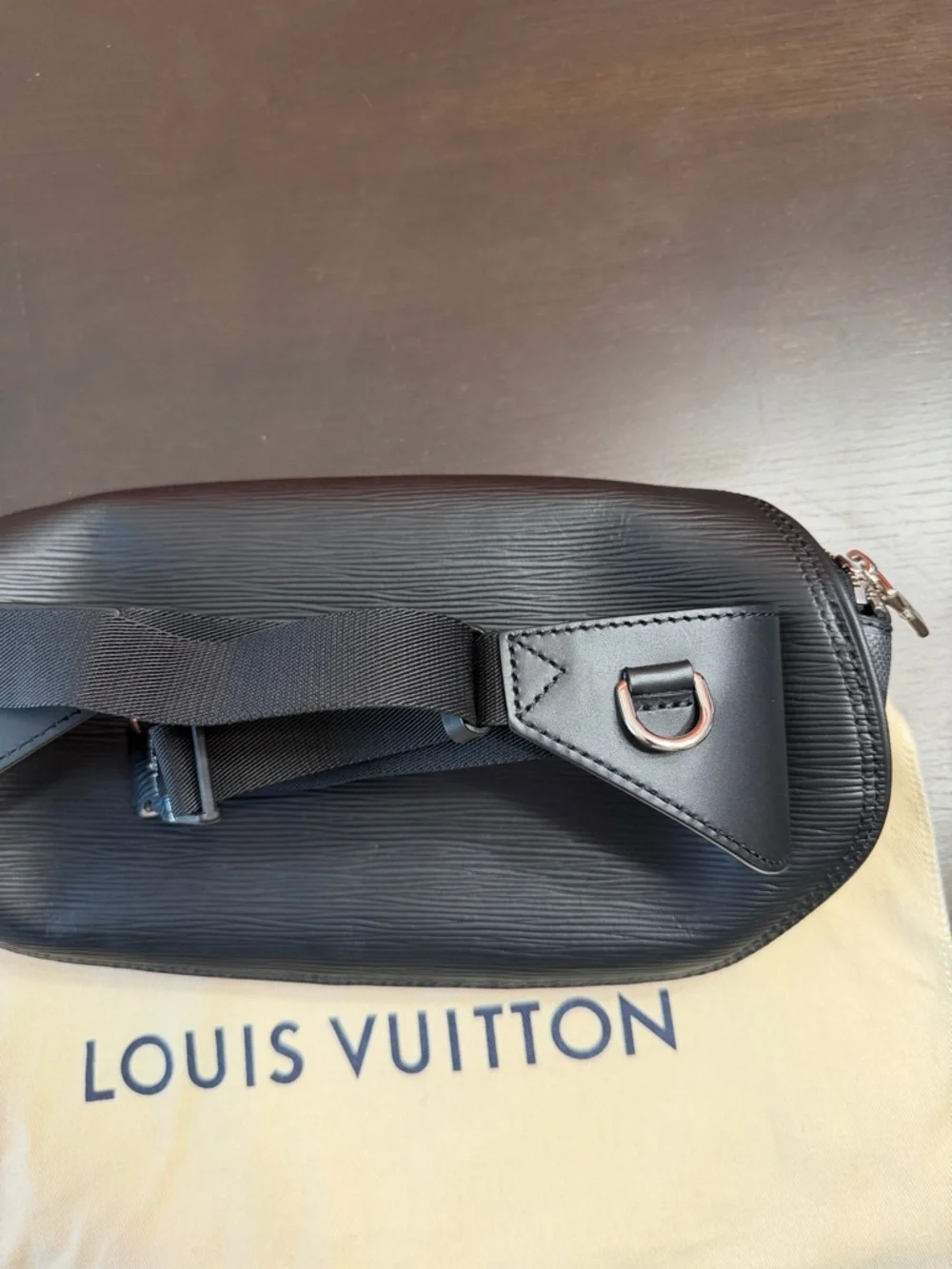 Louis Vuitton Bumbag (Noir) - Picture 3 of 6